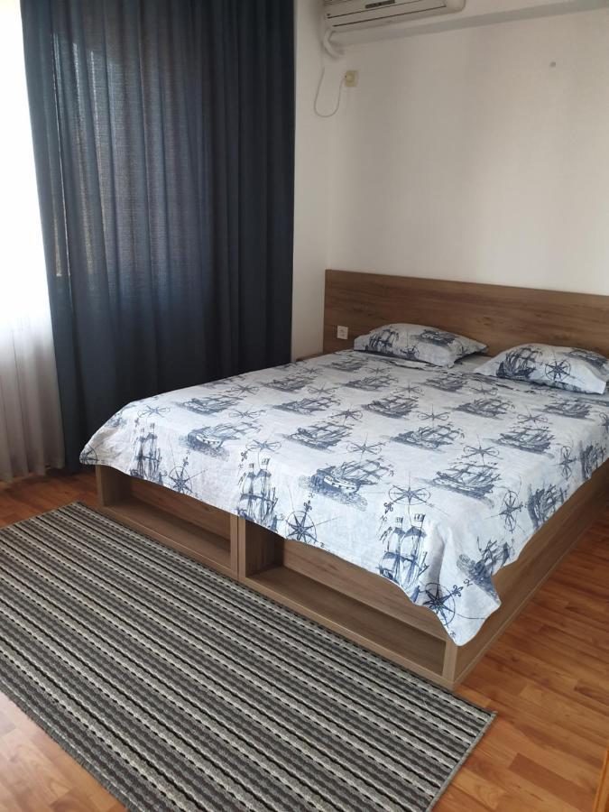 Poarta Apelor Hotel Sarichioi Eksteriør billede